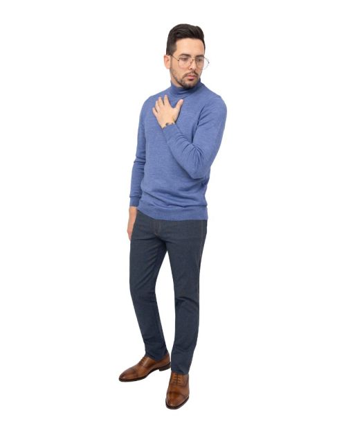 Classic Turtle-Neck Knitwear